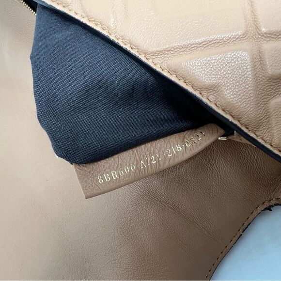 Fendi Baguette Zucca Shoulder Bag Medium brown Leather - Picture 9 of 14